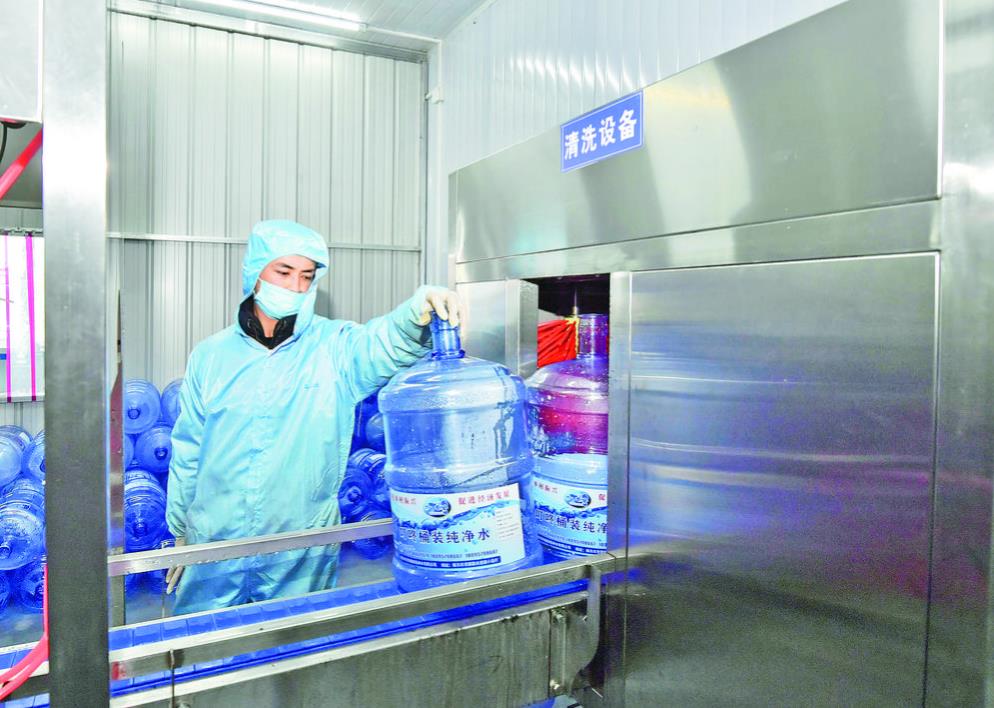 �Ӿo���a������