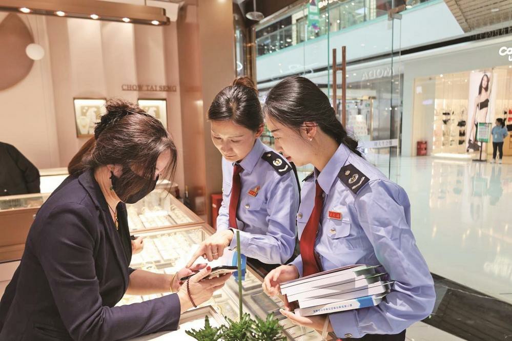 �ຣ������ͬ�l���� ��푶��������¡�������