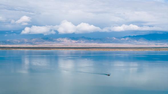 �ຣ�����˺���ˮ��һɫ�Č�?k��)o����