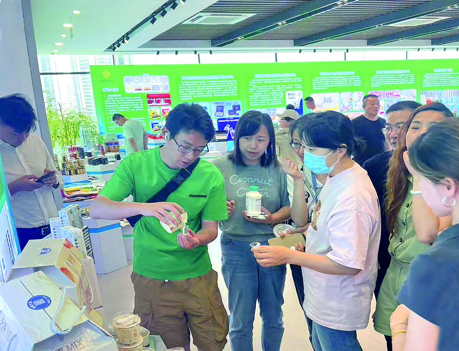 ��Ʒ���K�����(zh��n)�f(w��n)�|��(j��)���M(f��i)���Ј�(ch��ng) �ຣʡ�Gɫ�ЙC(j��)�r(n��ng)��a(ch��n)Ʒ���K��(zhu��n)��(ch��ng)�ƽ��(hu��)�ɹ��e�k