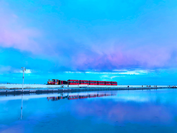 茶卡鹽湖多彩晚霞 攝影:尤莉靈 (7)_副本