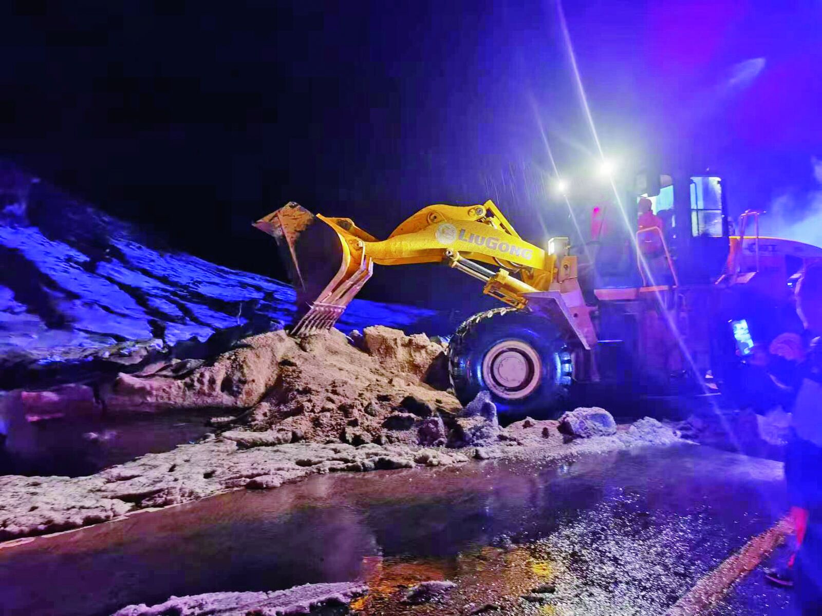 QQ�DƬ20240903062200