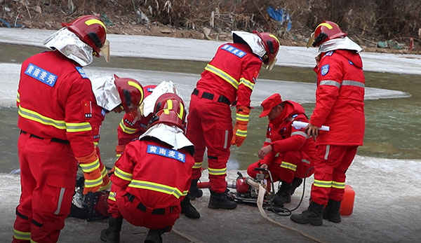 ΢�ňDƬ_20241226170404 ��ؐ