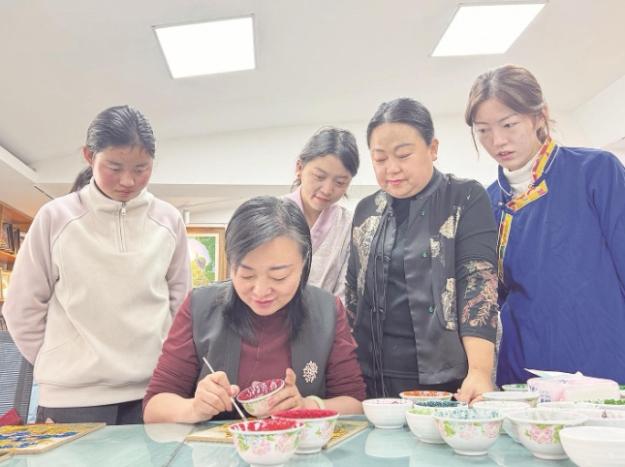 �����W�W�l����҂���κ�������Â��y��ˇչ�F�ຣ�L��