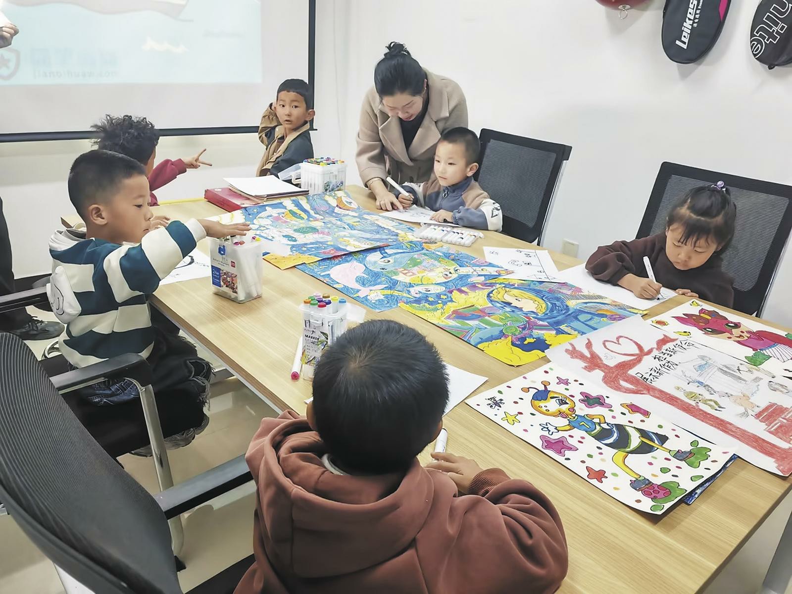 ���ɕ��ؿ��������Pע��С���f�ġ�ʮ�С��Ҹ����