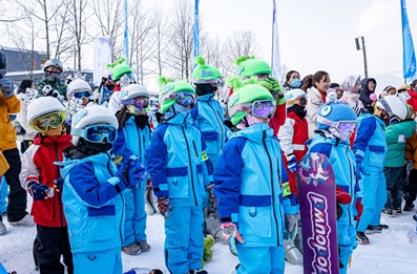 青海:黨建引領聚合力 冰雪經濟譜新篇