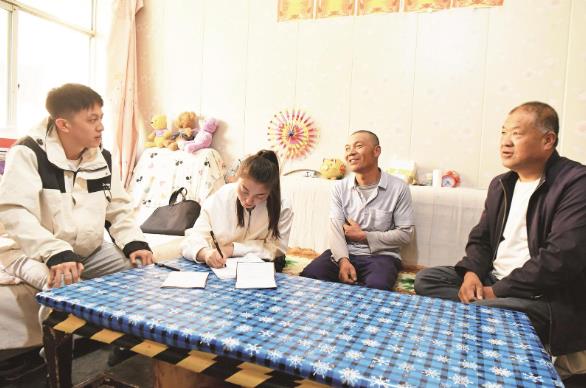 ��䛴����������˹�