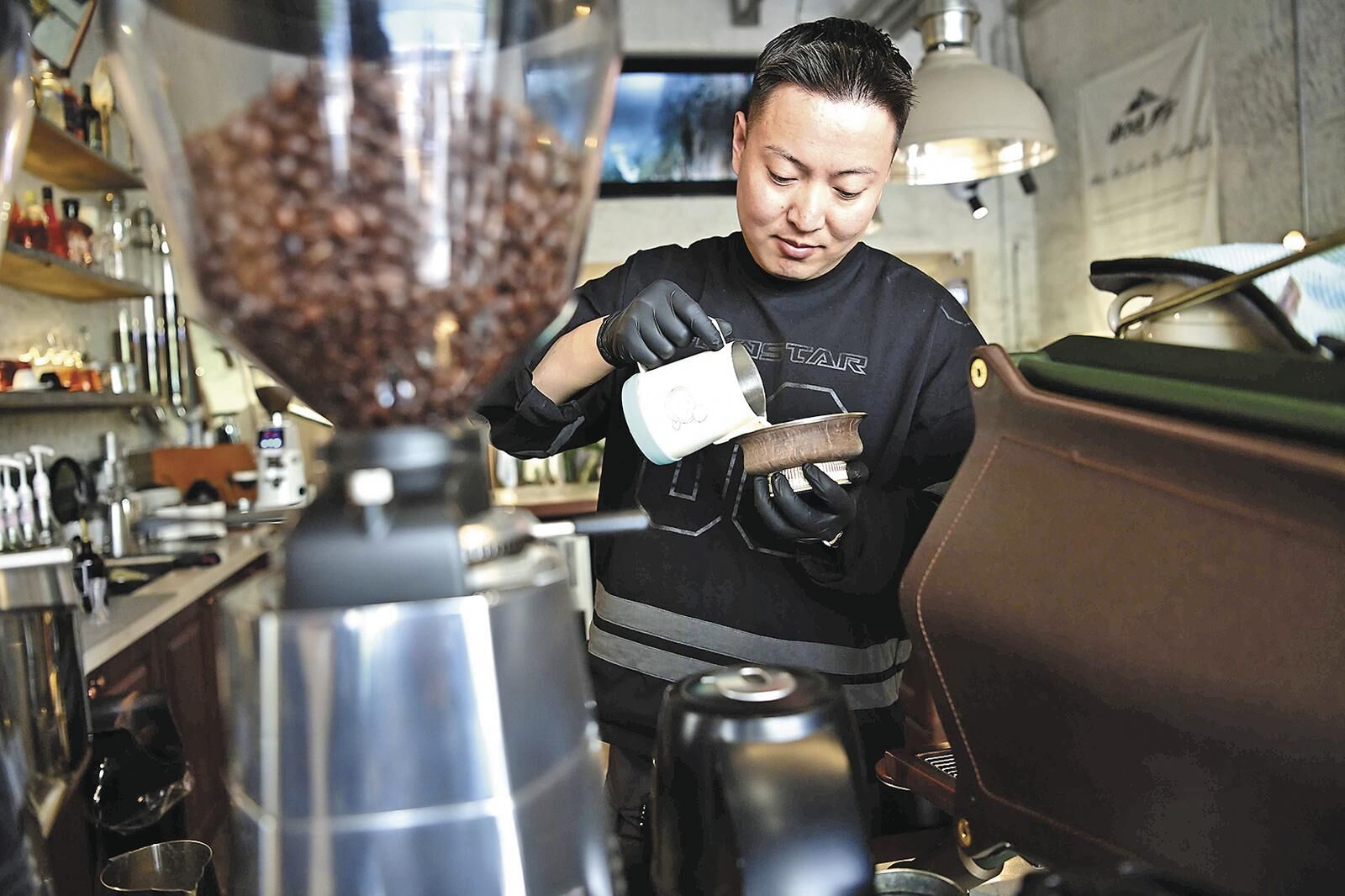 QQ�DƬ20250605060635