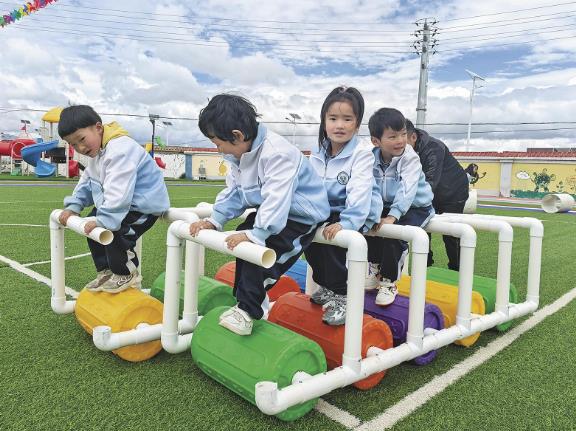 ��ɽ��ͬ�� �����ຣ�����๲���µ�ͯȤ���@