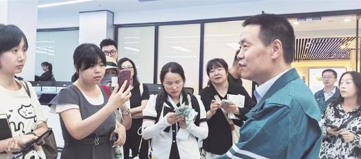 �������Ї��{���С��ຣ����Gǰ�� �ɿ��Ȼ