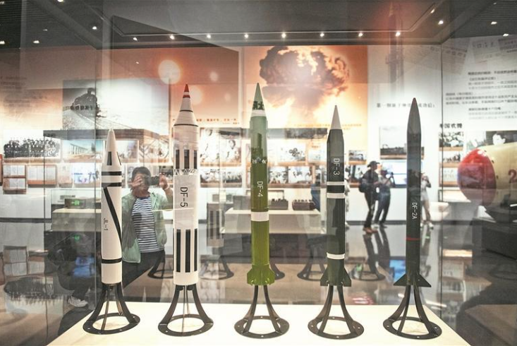 �������Ї��{���С����M�Ї�ԭ�ӳ�