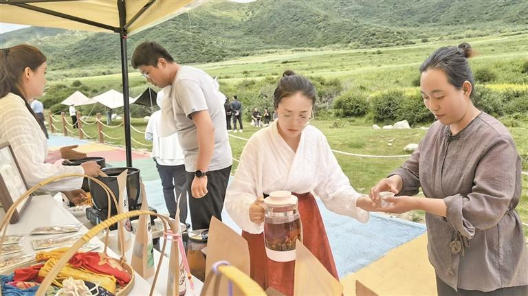 高原康養(yǎng) 西寧“避暑”升級(jí)“療愈”