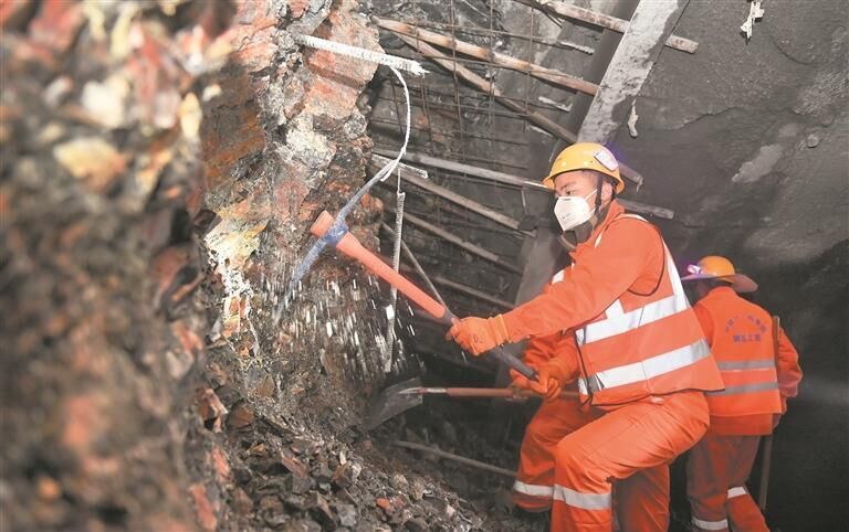 QQ�DƬ20250806061734