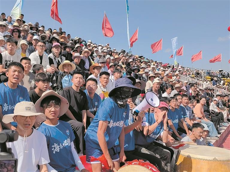 【大美青海·高原足球】藍黃“對決” 平局收場——第二屆“青超聯賽”第十二輪海東主場見聞