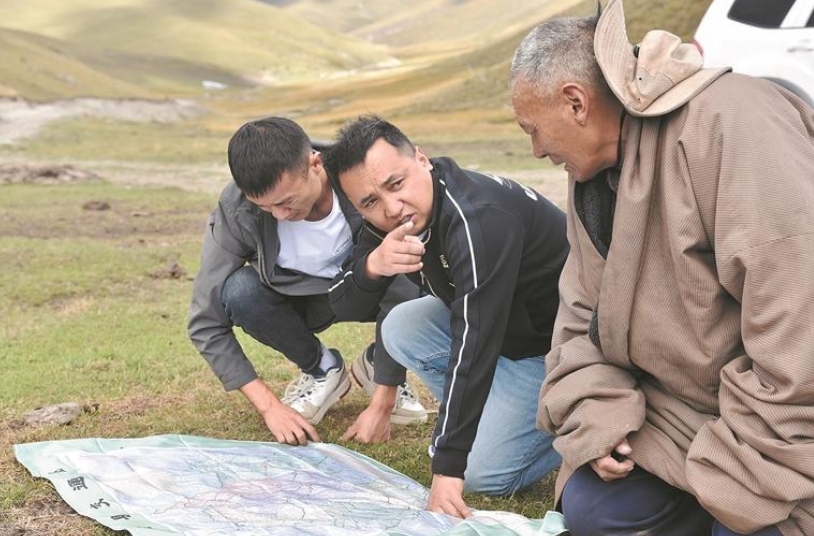 【最美高原奮斗者·最美交通人】草原深處的“指路人”——記青海果洛州久治縣交通運輸局九級管理員華卿